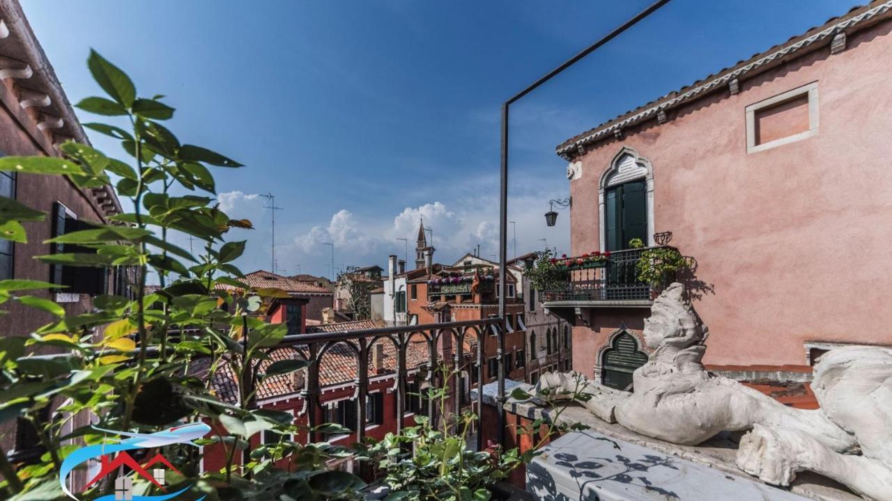 Au Nom De La Rose Apartment Venice Exterior photo